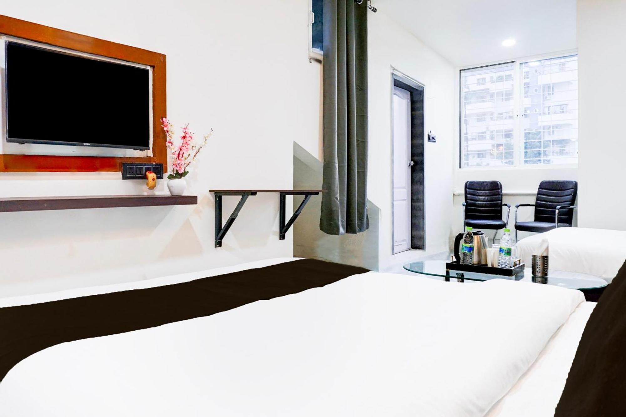 פונה Hotel O The Highstreet Hometel מראה חיצוני תמונה